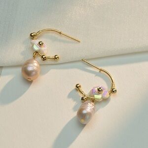 Freshwater Pearl 18k Gold Plated Stainless Steel Flower Hoop Earrings